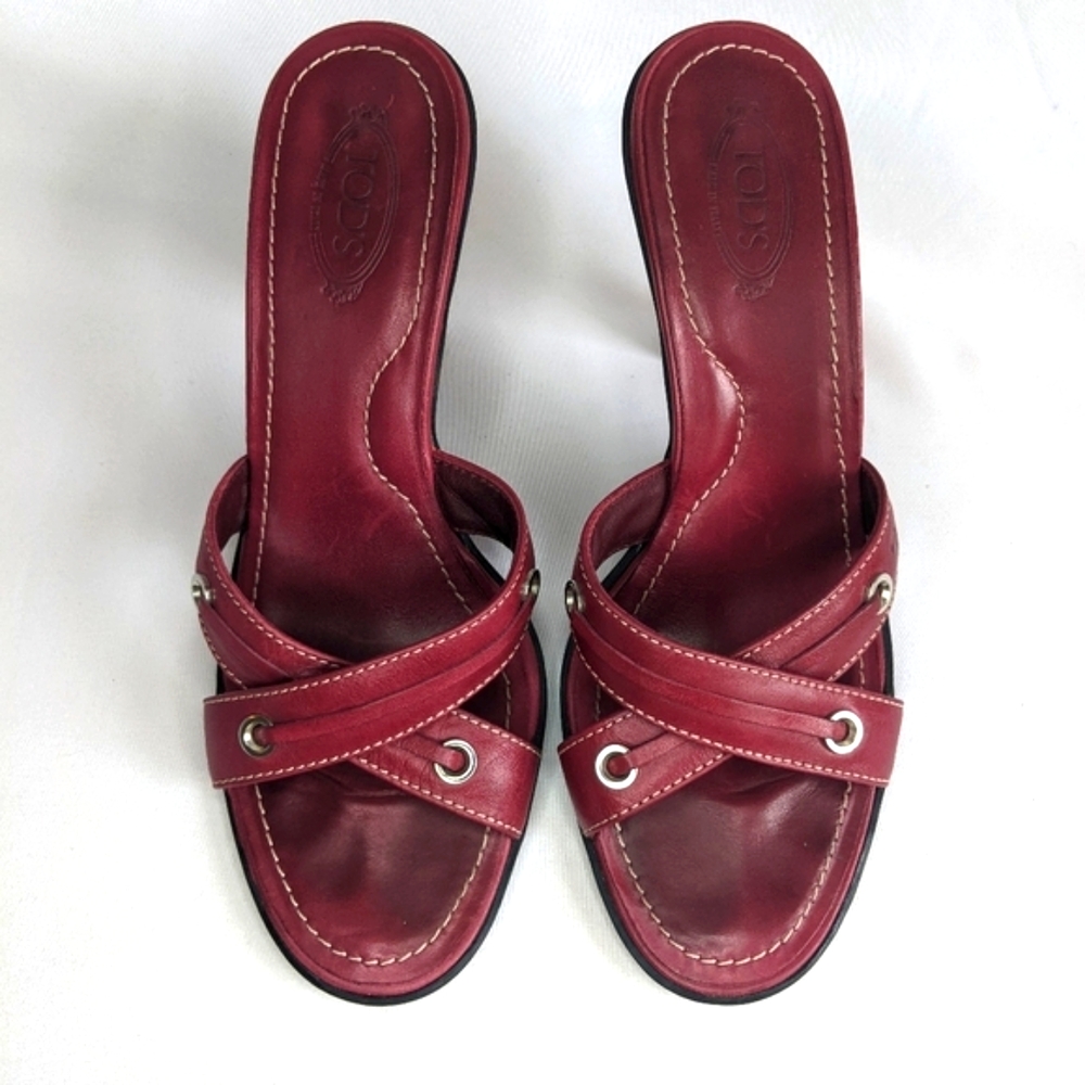 TOD'S Red Leather Strappy Sandal Heel - Picture 4 of 11